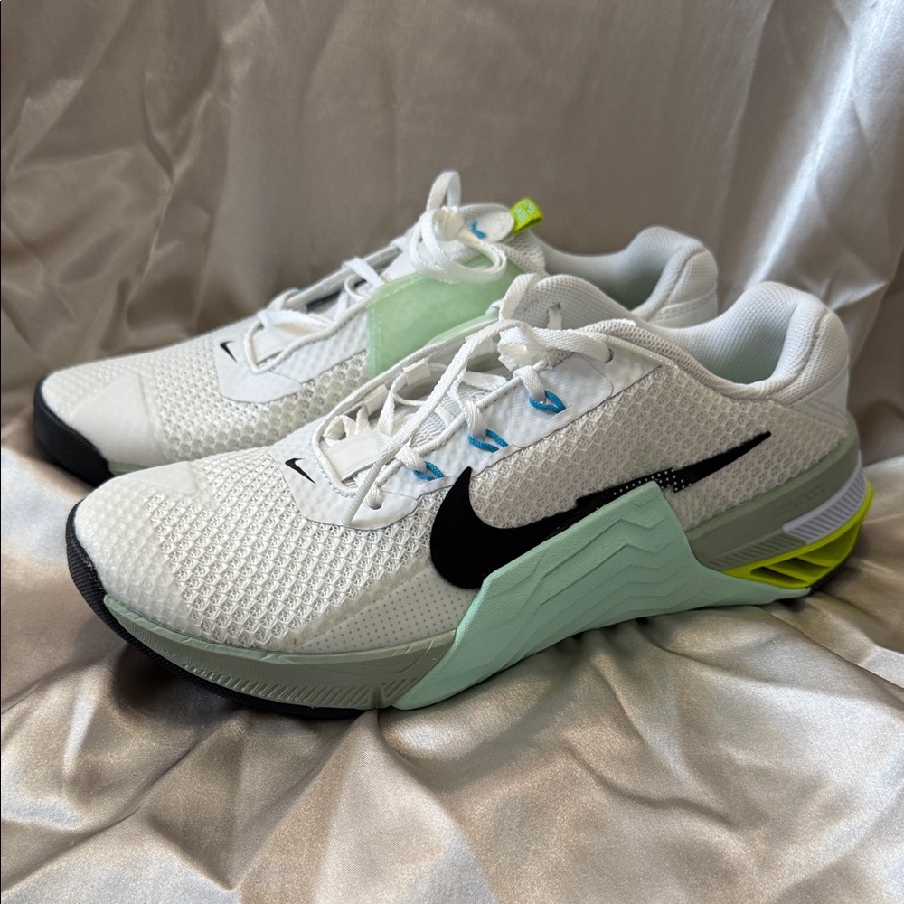 New Nike White Metcon Training Shoes w/ Mint Black & Neon Yellow. Make a bundle!